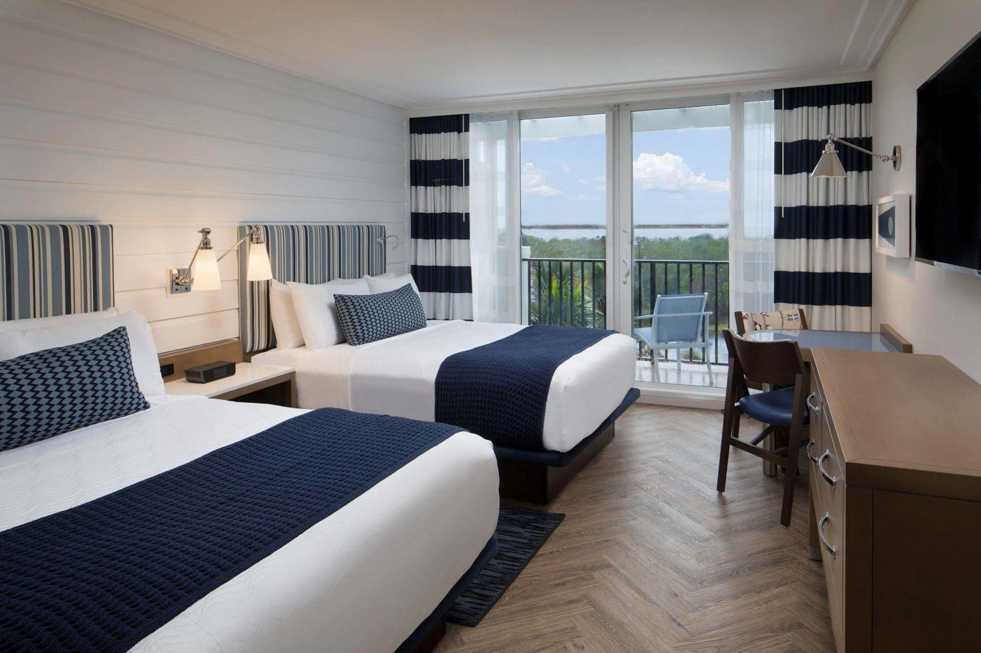 Hutchinson Shores Resort & Spa 옌슨비치 외부 사진