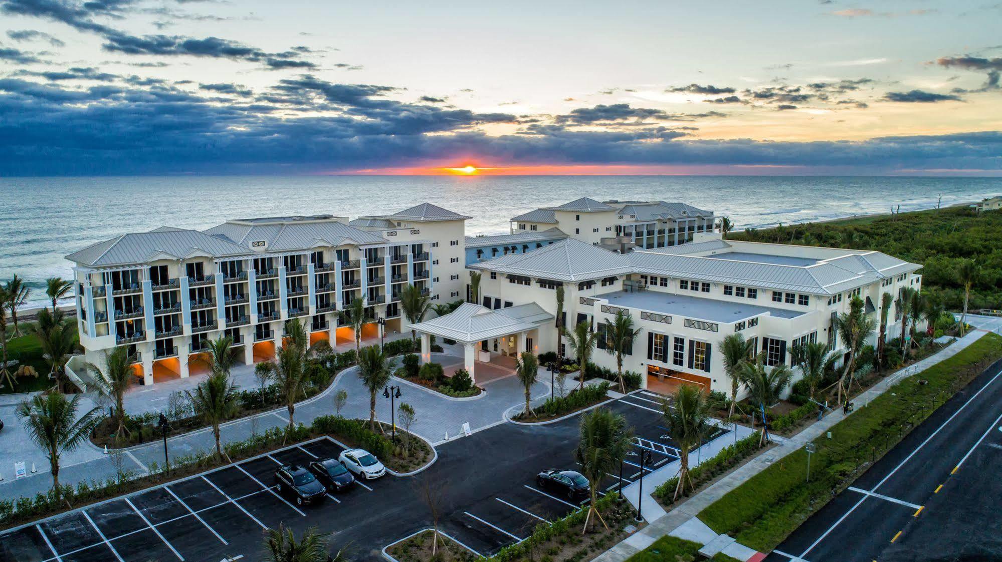 Hutchinson Shores Resort & Spa 옌슨비치 외부 사진