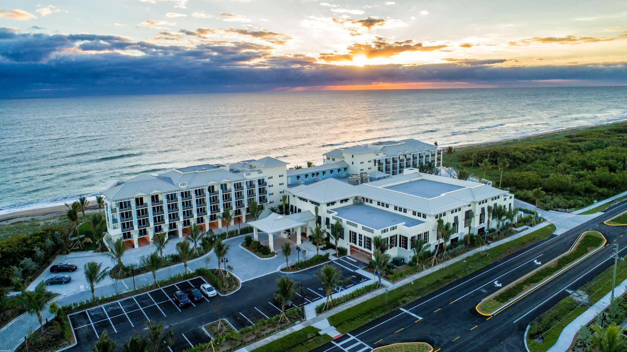 Hutchinson Shores Resort & Spa 옌슨비치 외부 사진